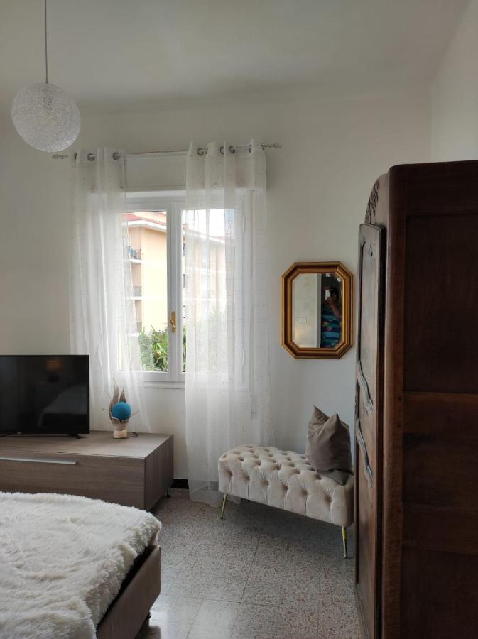 Appartamento Vicino Al Mare Con Parcheggio ริวาลิกูเร ภายนอก รูปภาพ
