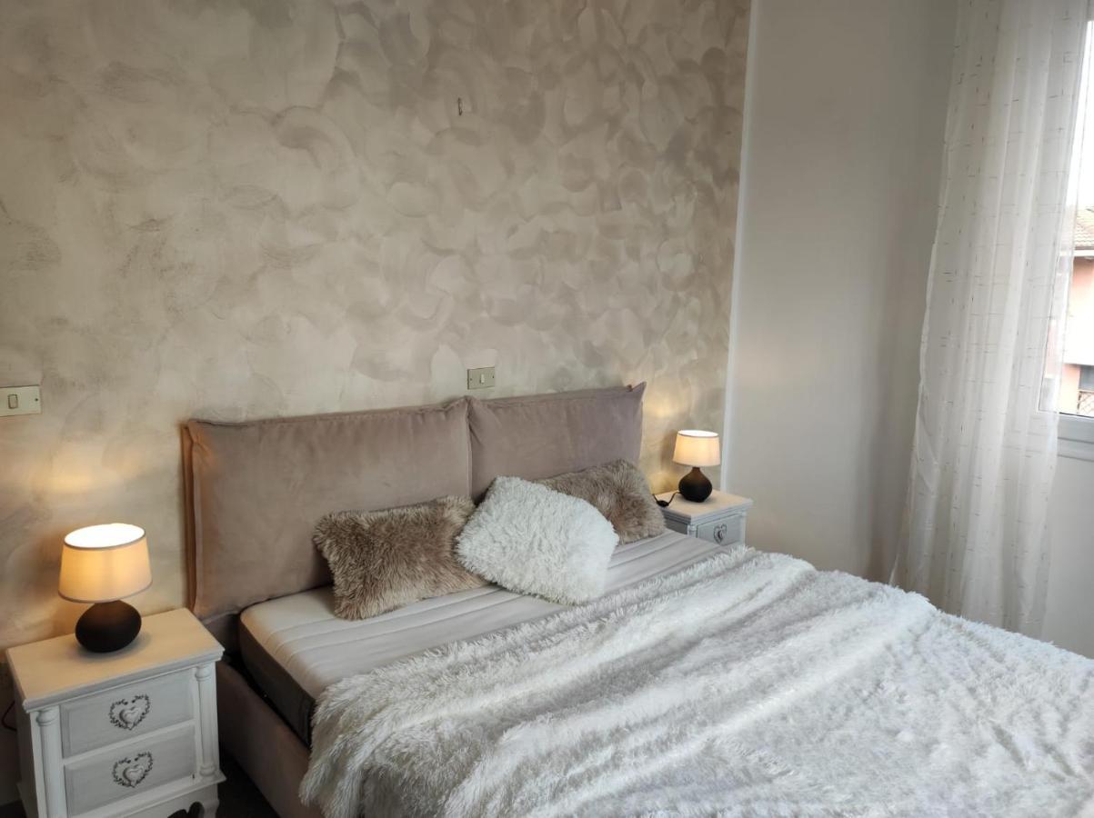 Appartamento Vicino Al Mare Con Parcheggio ริวาลิกูเร ภายนอก รูปภาพ